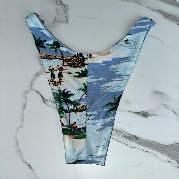 Aerie Cheeky Swim Bottom! - Picture 2 of 4